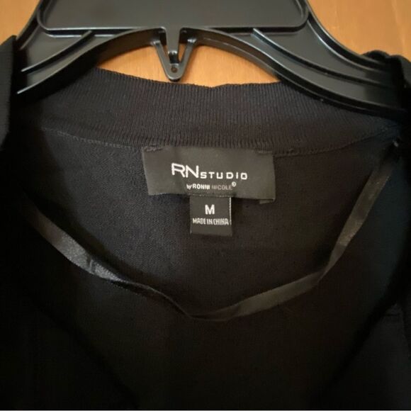 RN Studio by Ronni Nicole Black Shrug Size M - Picture 3 of 6